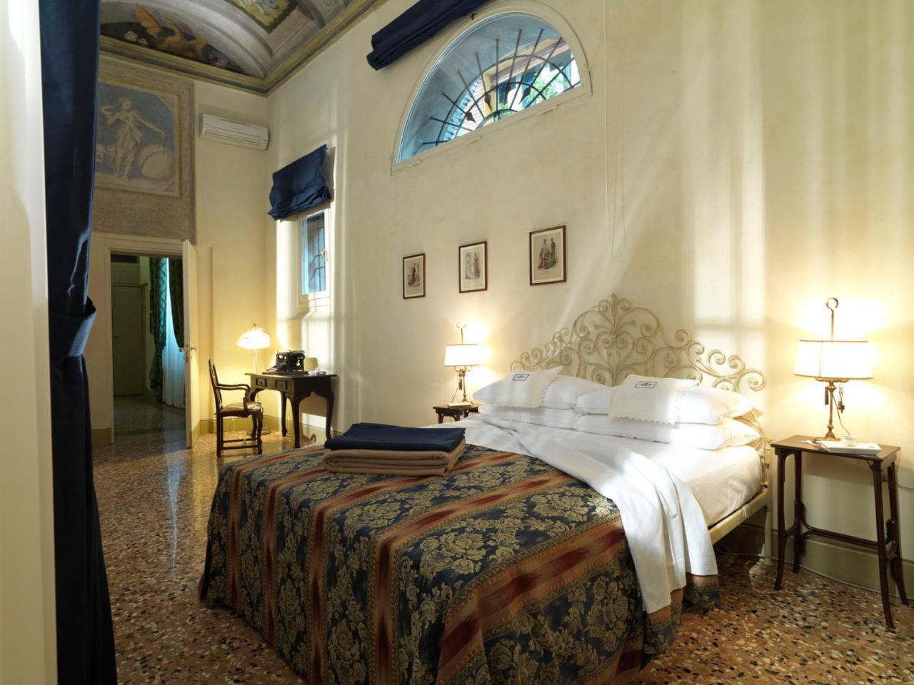 Antica Casa Zucchini B&B 볼로냐 외부 사진